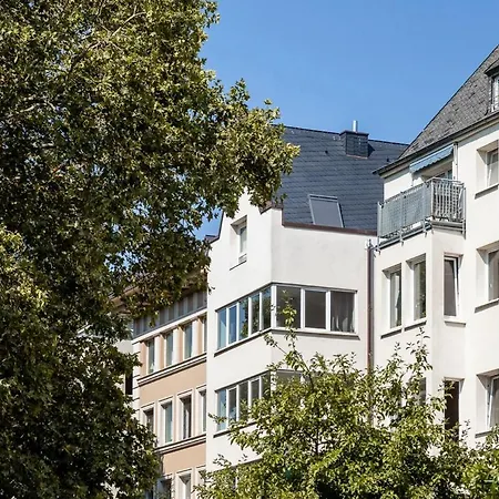 Moblierte Mit Ausgestatteter Kuche In Der Kolner Altstadt! Daire Köln